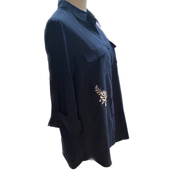 Express Button-Up Cotton Blend Shirt Women M Navy Blue White Embroidered Flowers - Picture 2 of 11